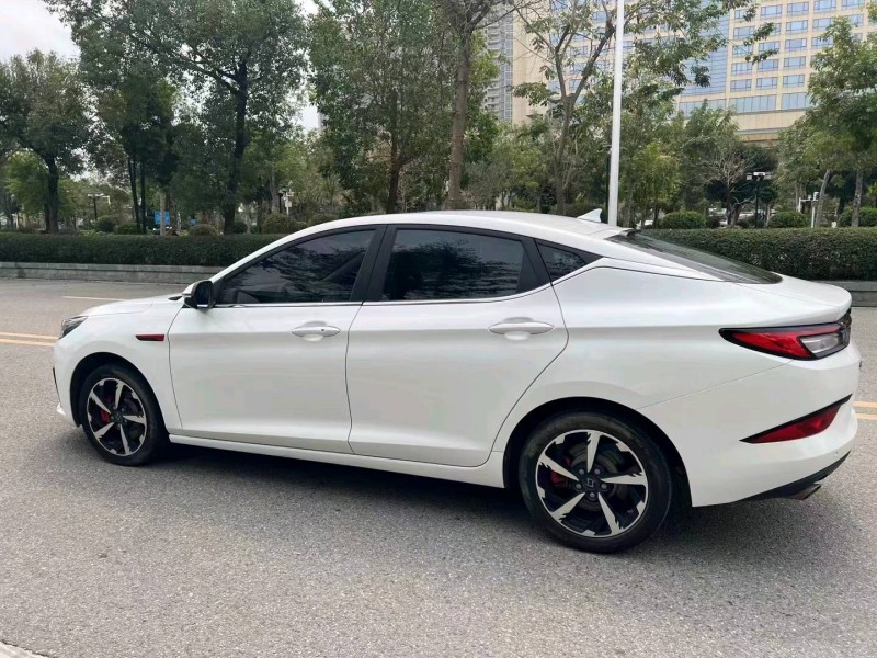 珠海21年江淮思皓A56