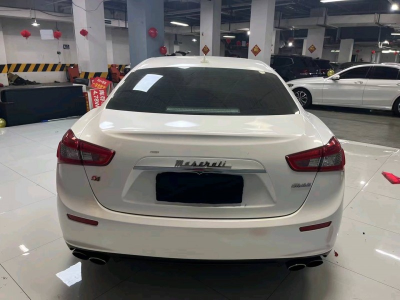 成都18年玛莎拉蒂Ghibli5