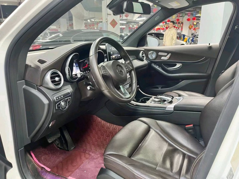 成都19年奔驰GLC4