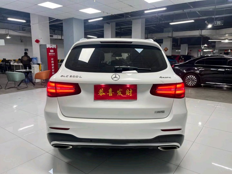 成都19年奔驰GLC5