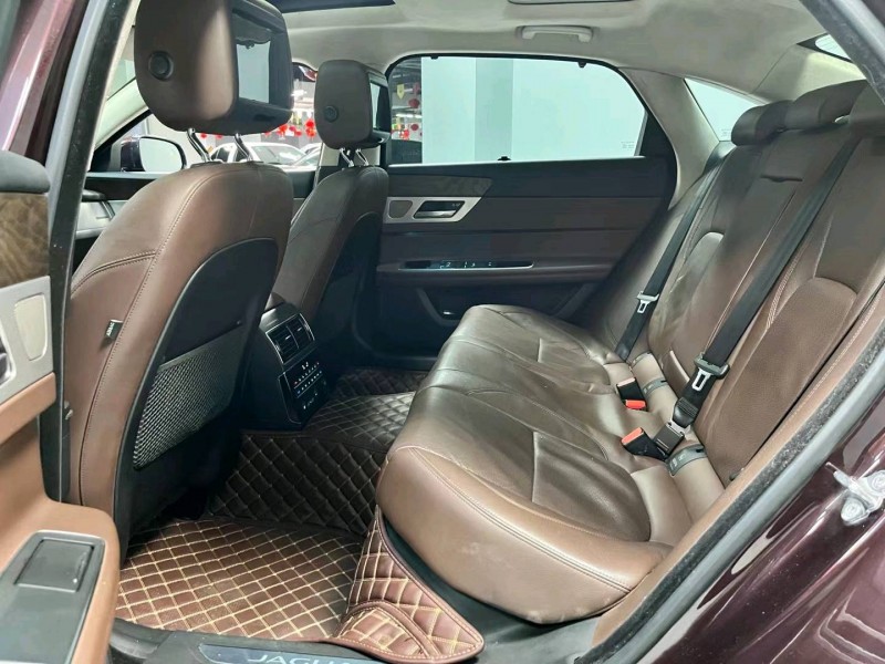 成都17年捷豹XFL7