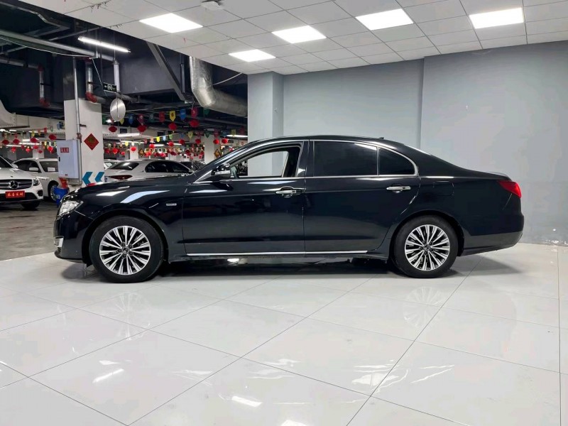 成都19年红旗H72