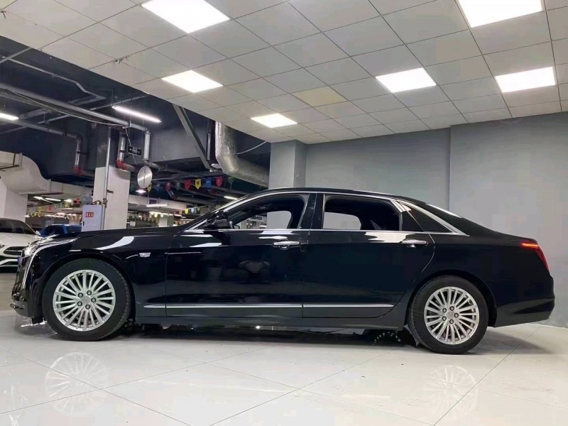 成都21年凯迪拉克CT62