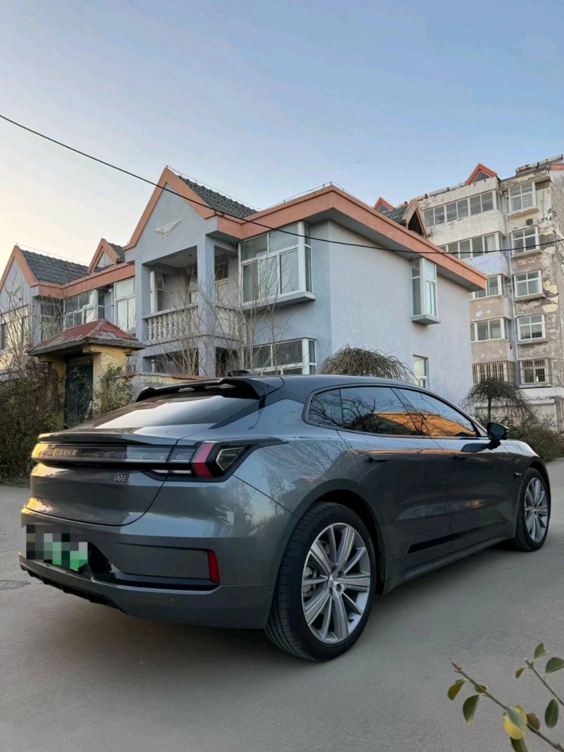 淄博23年極氪汽車0015