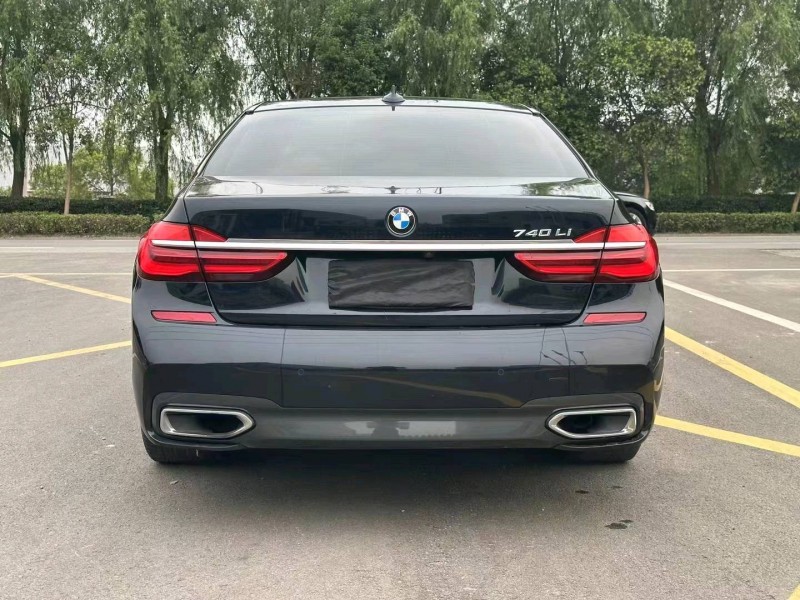 徐州17年宝马7系9