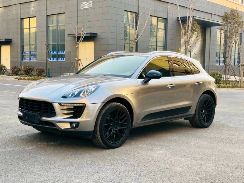 东营17年保时捷Macan2