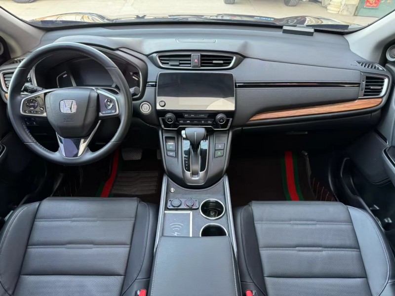 济宁22年本田CRV8