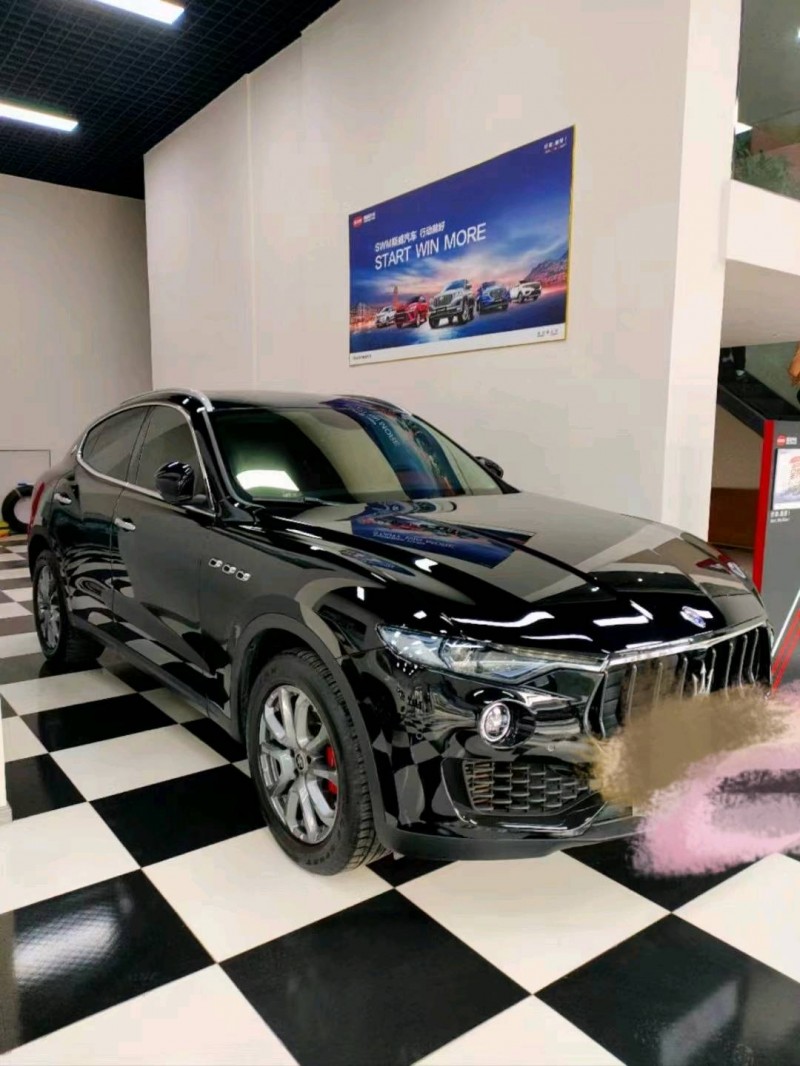 成都21年玛莎拉蒂Levante3