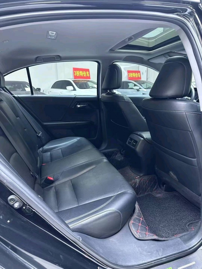 廊坊17年本田雅阁7