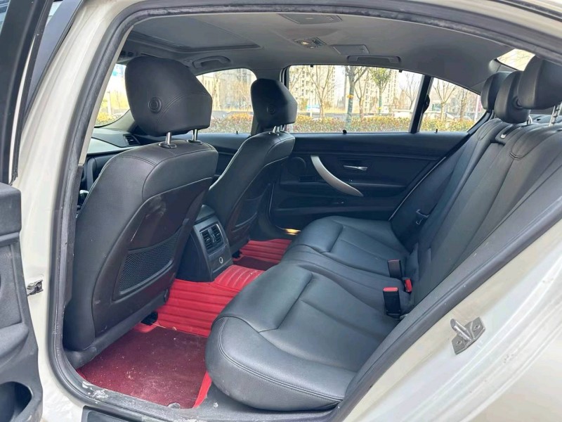 济南16年宝马3系7