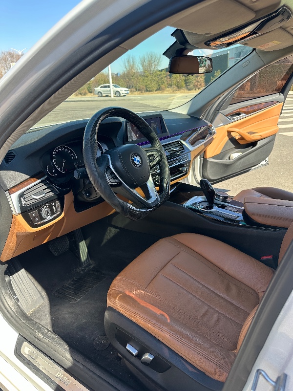 佛山18年宝马5系8