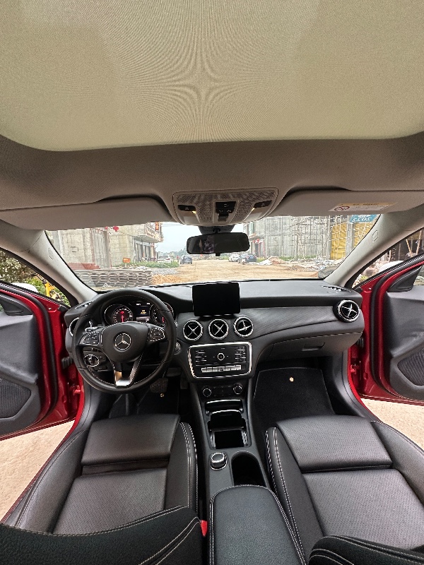 佛山18年奔驰GLA7