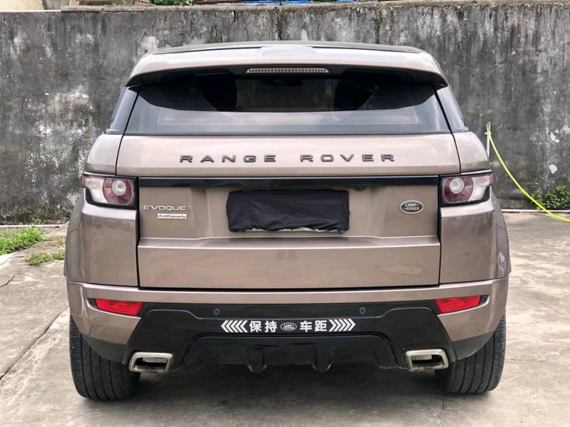 珠海15年路虎极光5