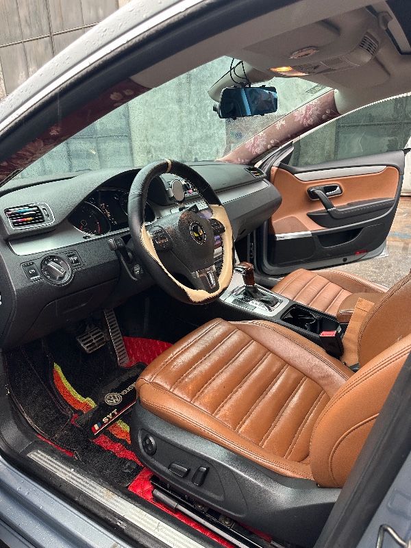 佛山10年大众CC9