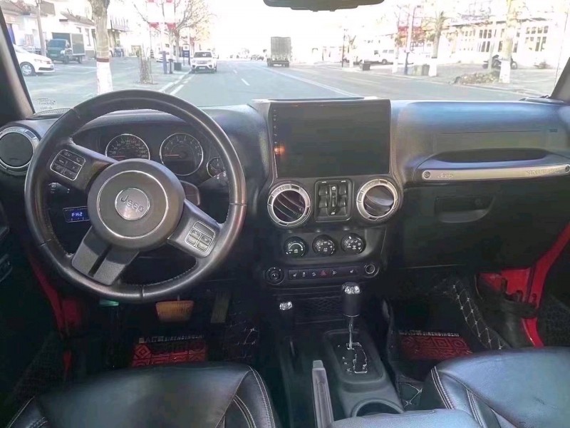 邯郸18年Jeep牧马人6