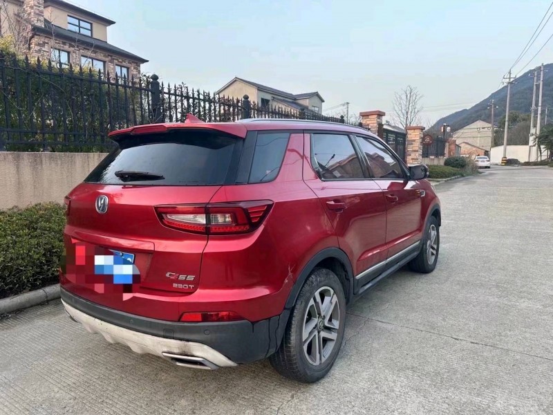 嘉興18年長安汽車CS555