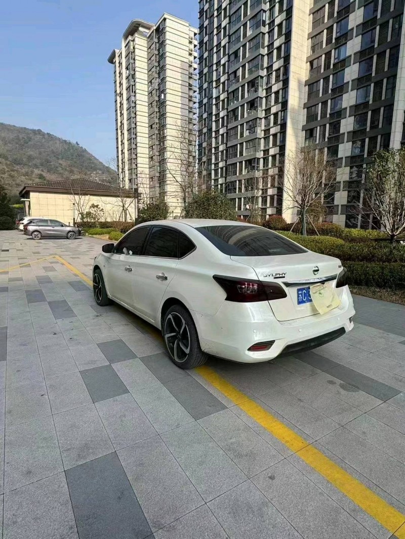 嘉興22年日產軒逸7