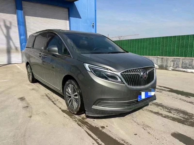 枣庄19年别克GL82