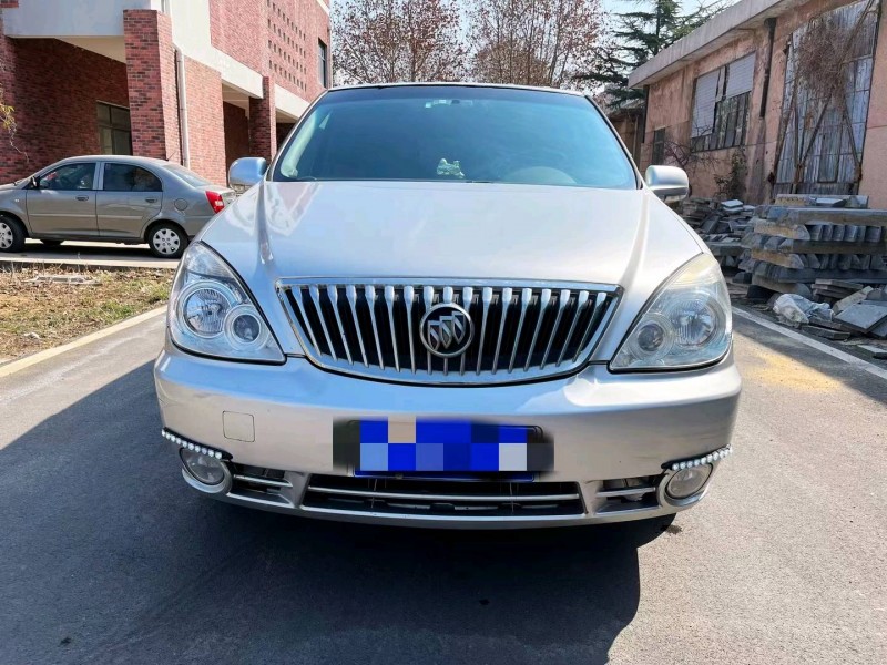 枣庄16年别克GL81