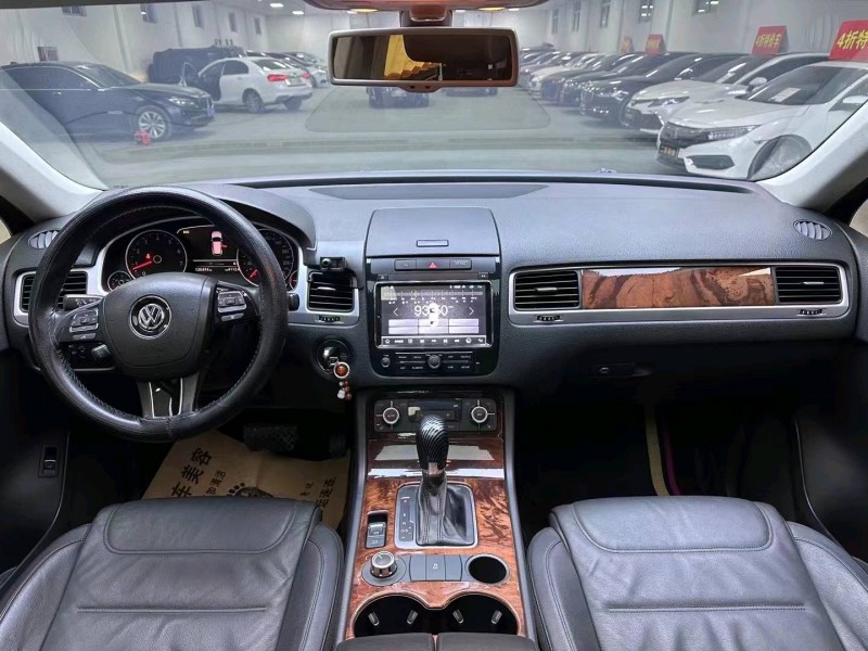 廊坊14年大众途锐6