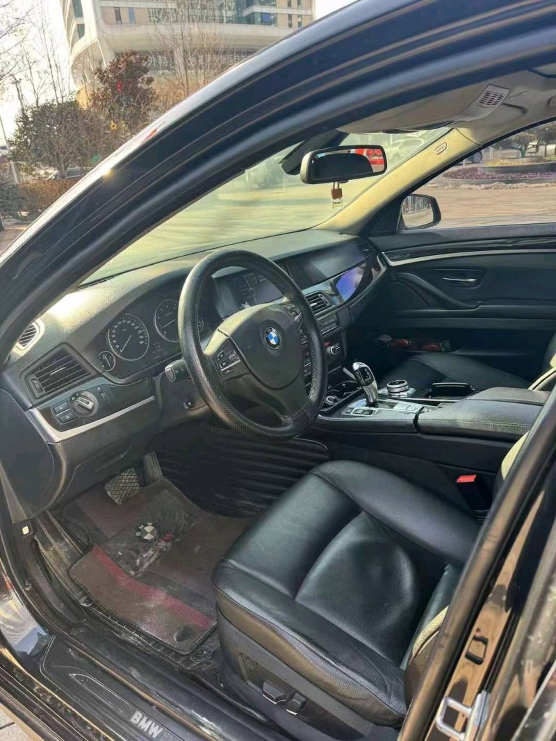 济南12年宝马5系3