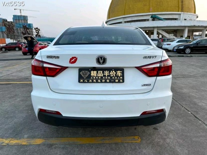 东莞17年长安汽车悦翔7