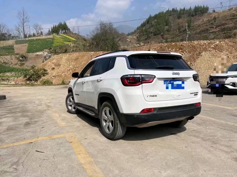 重庆17年Jeep指南者3