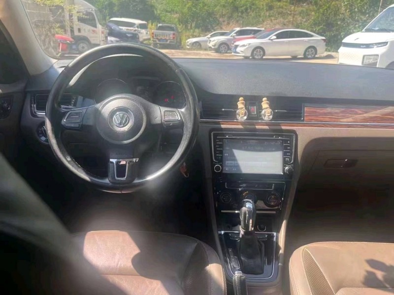 重庆13年大众宝来8
