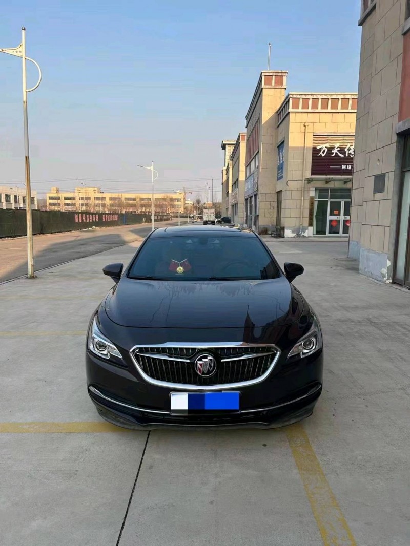 枣庄17年别克君越1