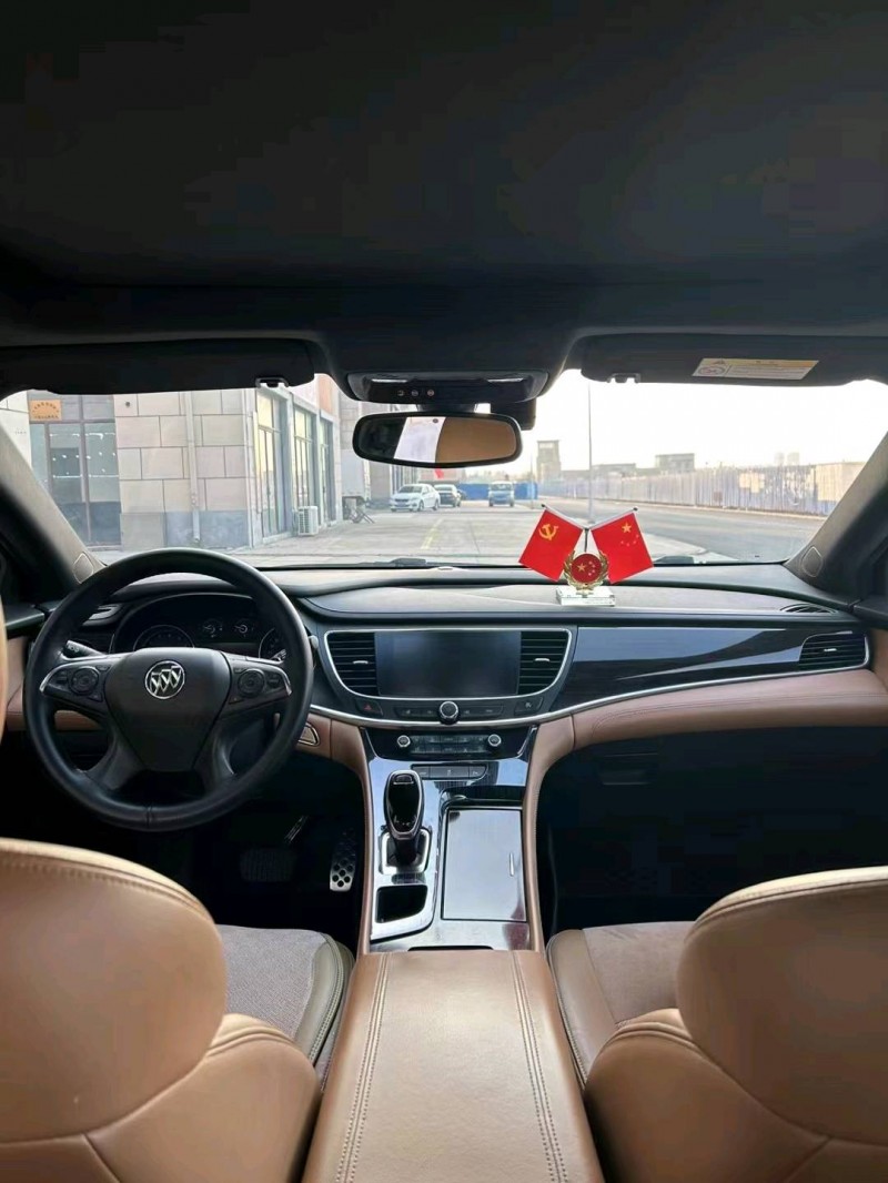 枣庄17年别克君越6