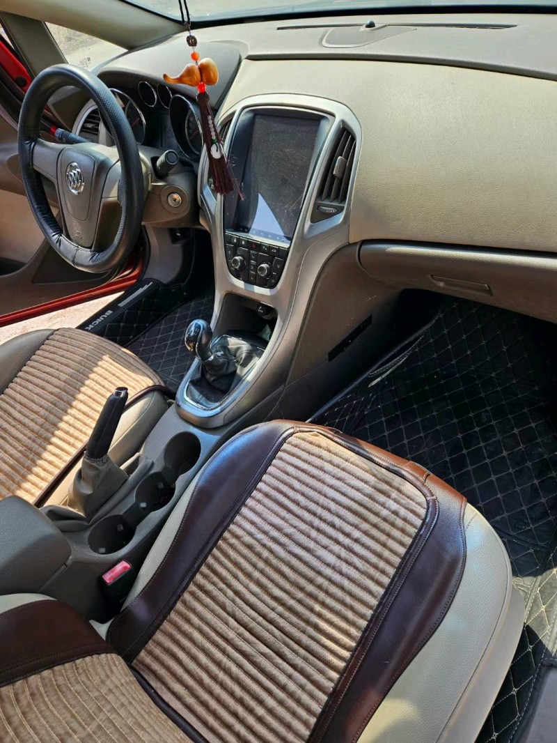 烟台13年别克英朗GT8