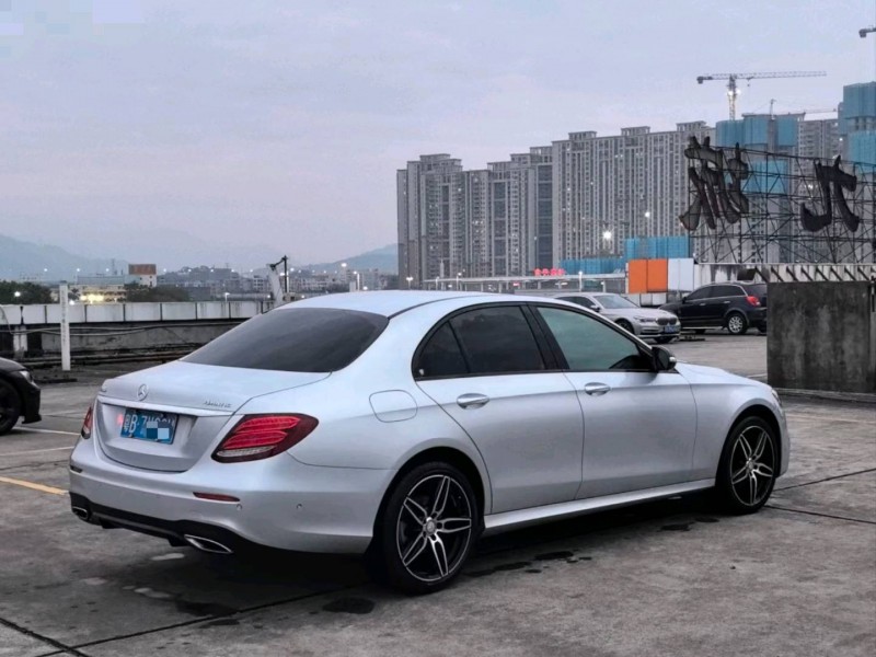 东莞17年奔驰E8