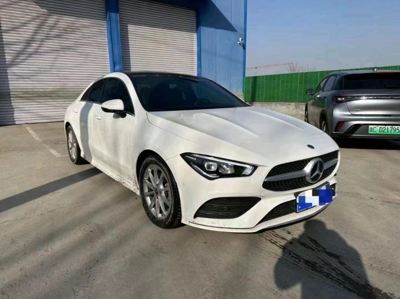 东营21年奔驰CLA3