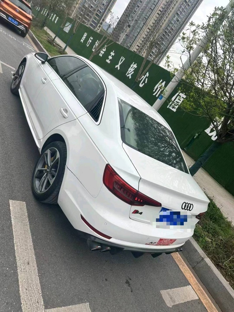 達州17年奧迪A4L6