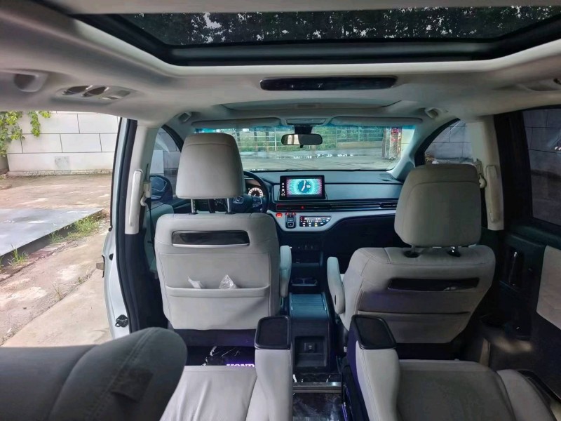 枣庄22年本田艾力绅3