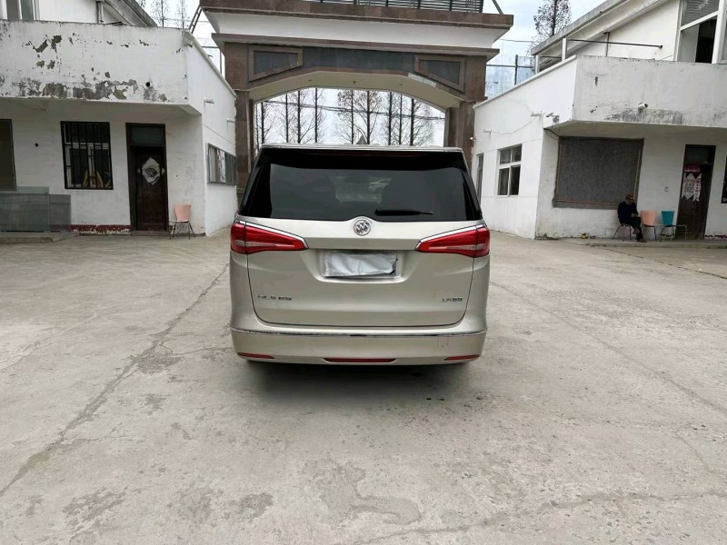 徐州17年别克GL89