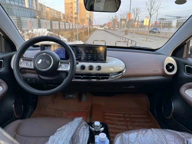 邯鄲24年五菱汽車繽果6