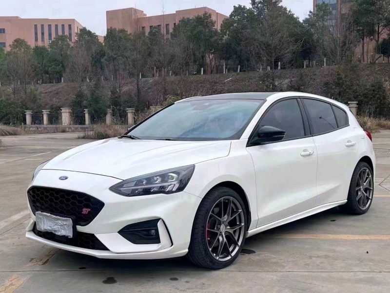 邵阳22年福特福克斯2