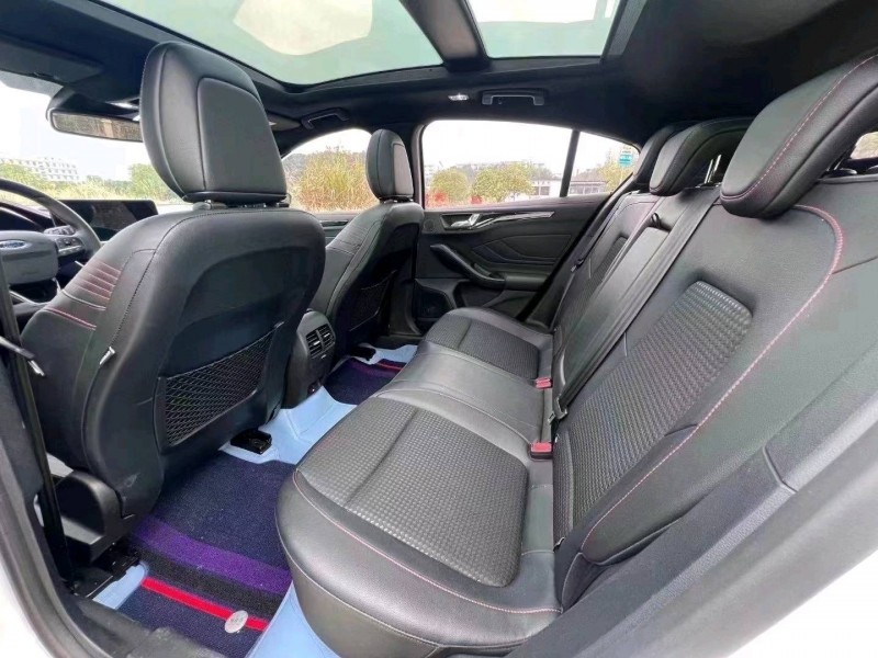 邵阳22年福特福克斯3