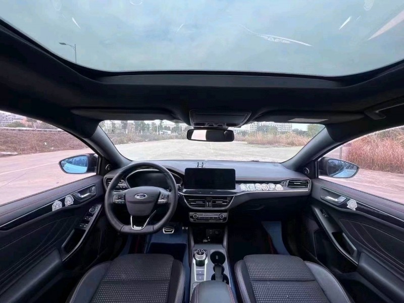 邵阳22年福特福克斯8