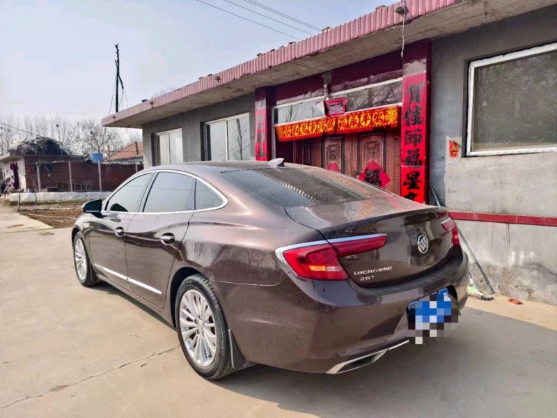 枣庄18年别克君越3