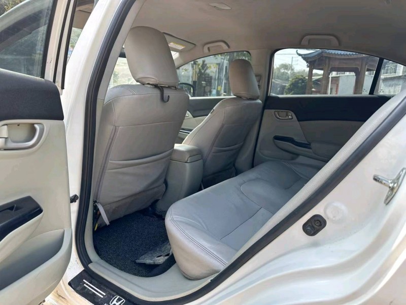 珠海15年本田思域3