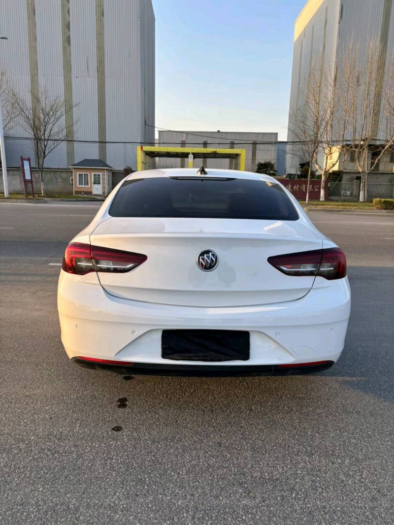 宿迁19年别克君威9