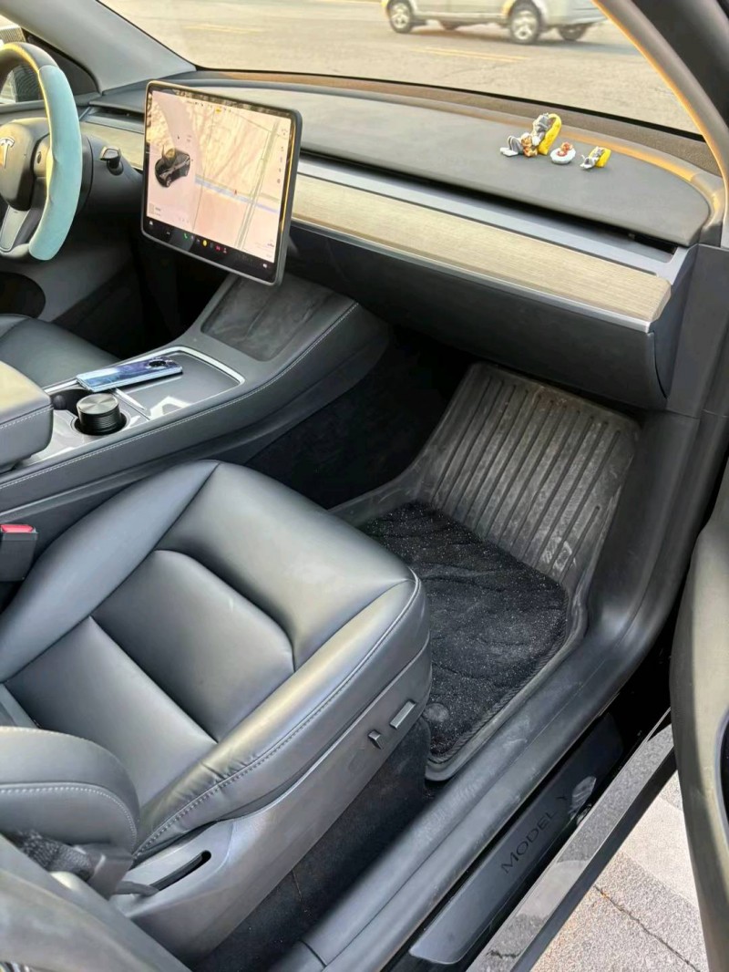 宿遷23年特斯拉MODEL Y5