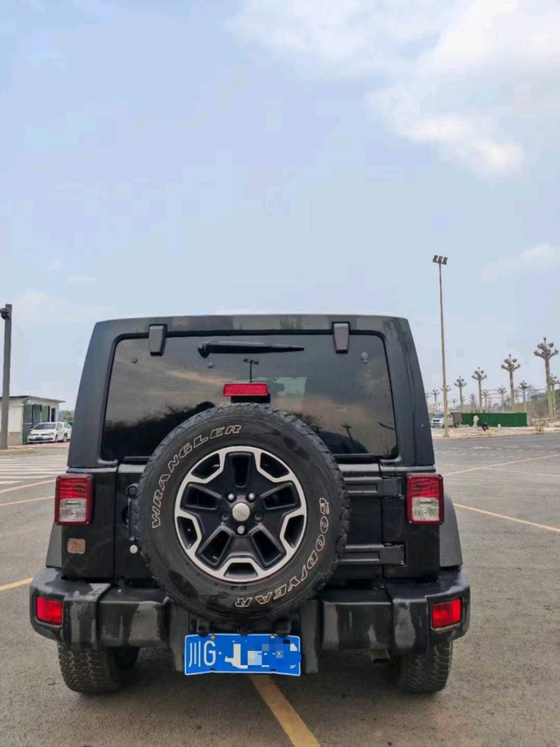成都16年Jeep牧马人4