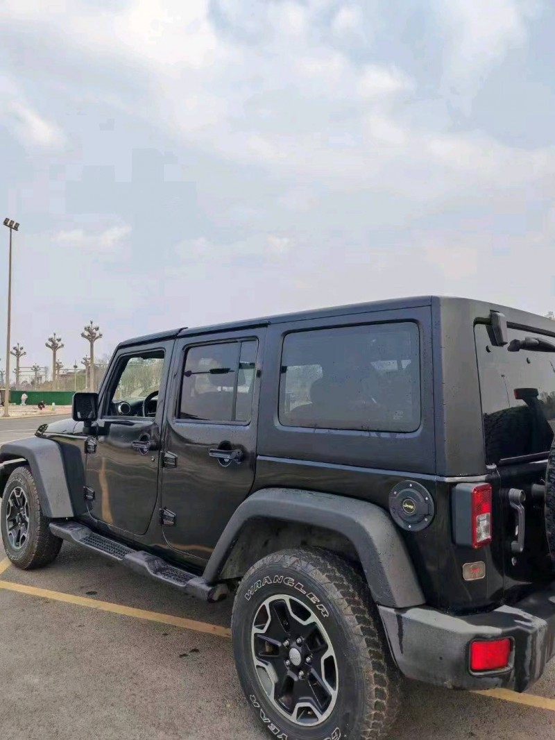 成都16年Jeep牧马人6