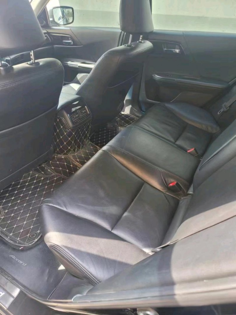 保定17年本田雅阁8