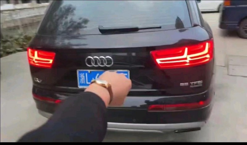 嘉興19年奧迪Q75