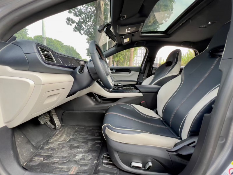 东莞22年比亚迪秦8