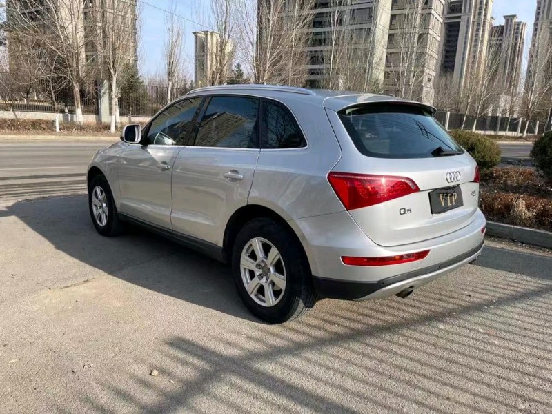 沈陽10年奧迪Q58